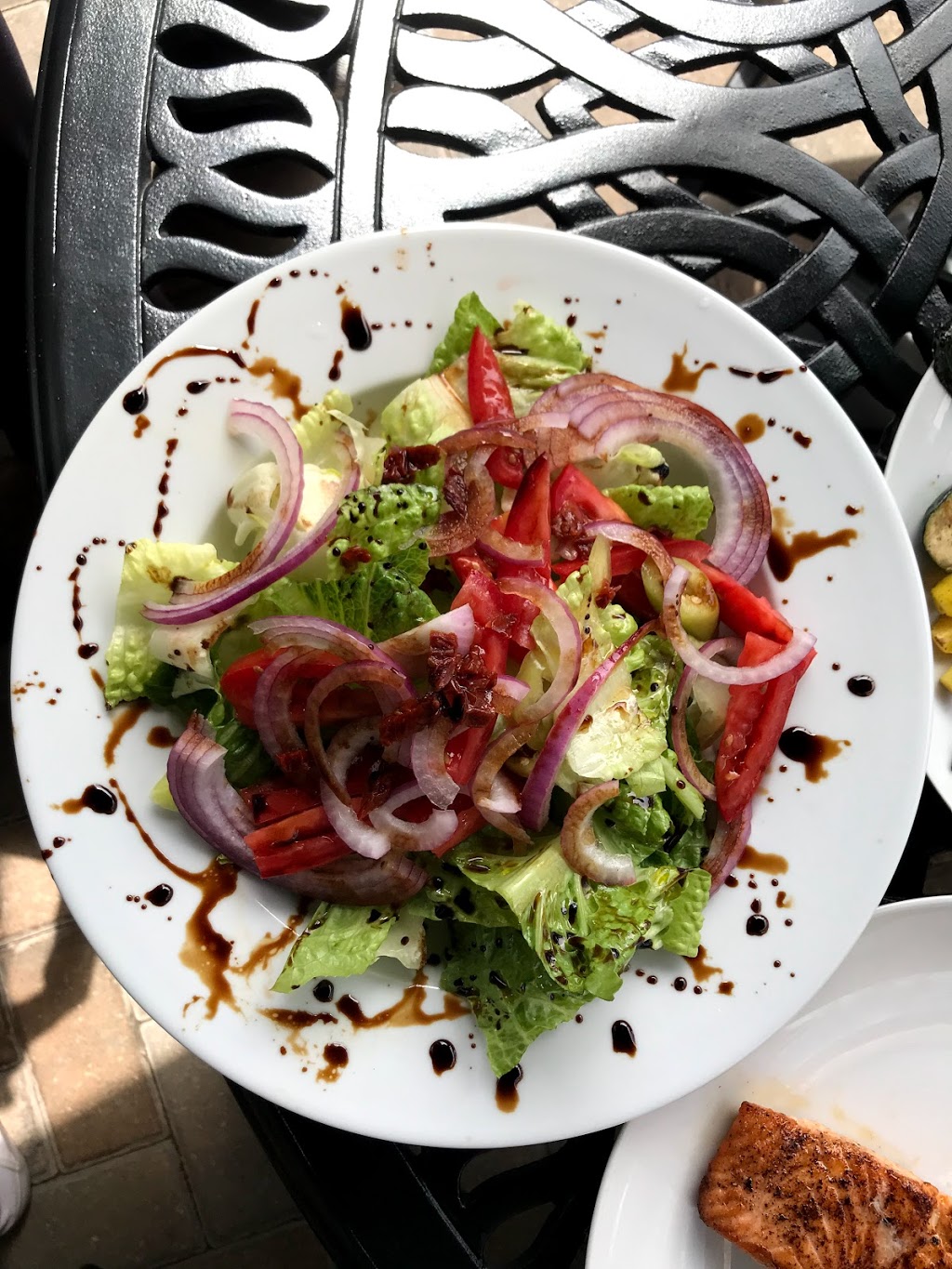 Vino Restaurant And Lounge Oakville | 3420 Rebecca St, Oakville, ON L6K 6W2, Canada | Phone: (905) 825-8466