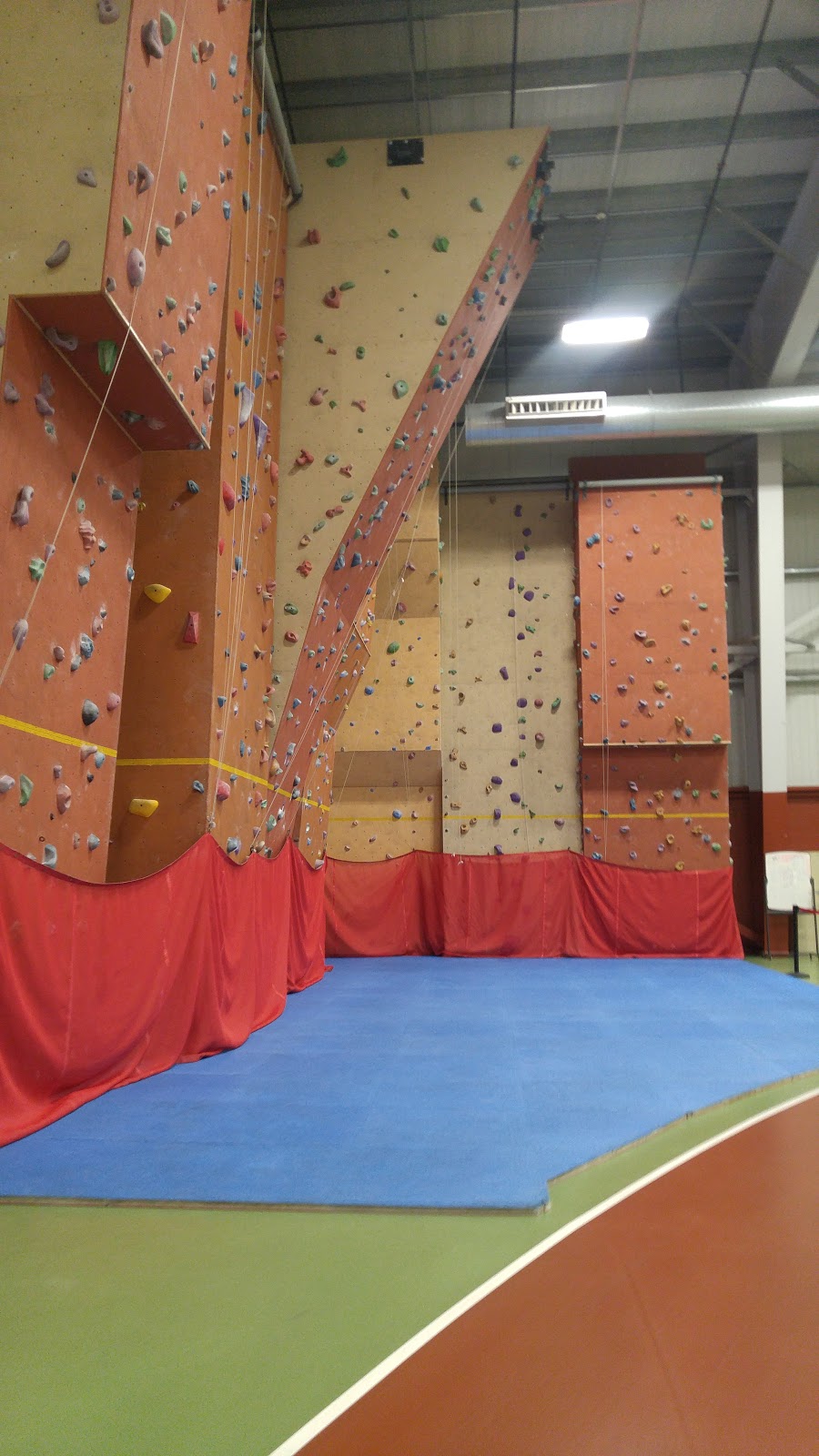 Buell Fitness and Aquatic Centre | 122 Ramillies Rd, Borden, ON L0M 1C0, Canada | Phone: (705) 424-1200 ext. 1536