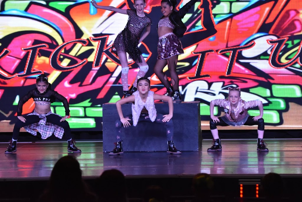 Across The Floor Dance Centre | 2380 Royal Windsor Dr, Mississauga, ON L5J 1K7, Canada | Phone: (416) 522-0856