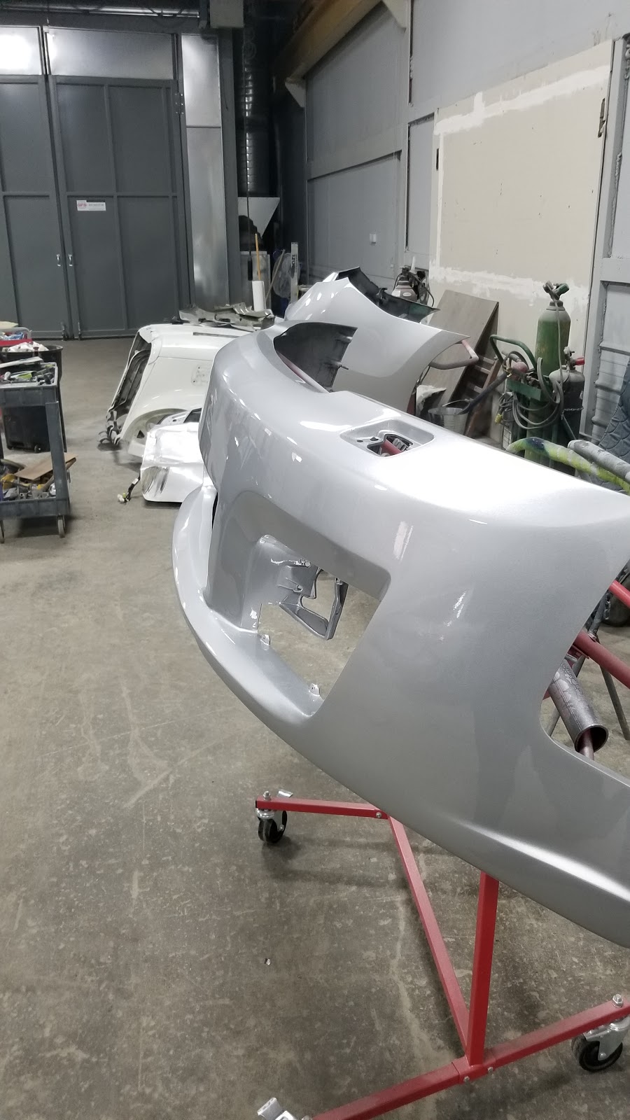 PRO Body Shop | 1863 Bonhill Rd #2, Mississauga, ON L5T 1C1, Canada | Phone: (905) 676-2772