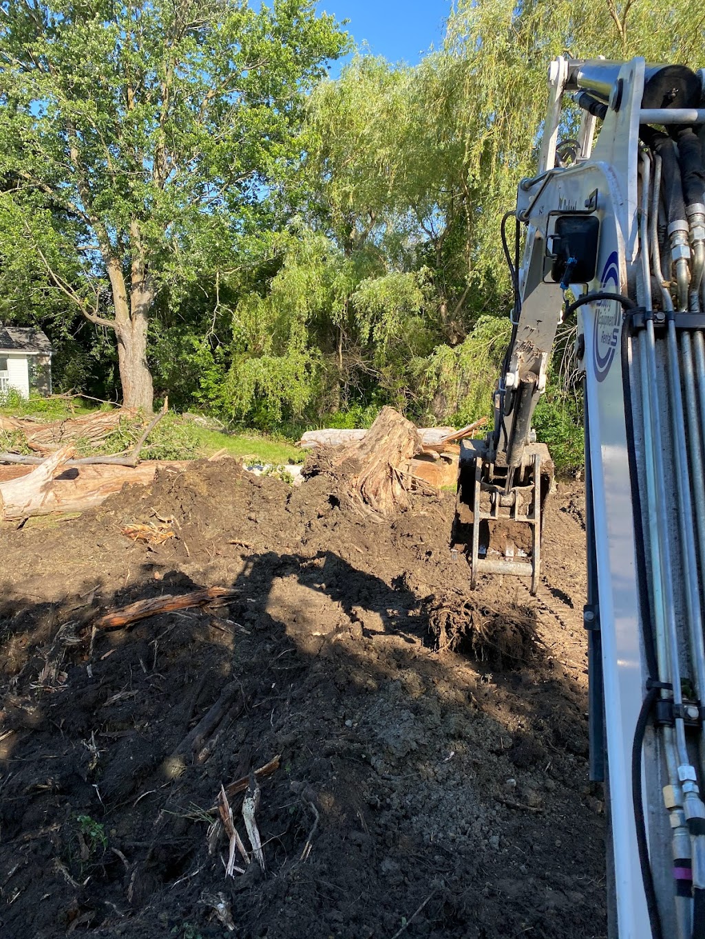 Claw Construction & Property Maintenance | 228 Windmere Rd, Woodville, ON K0M 2T0, Canada | Phone: (705) 928-6404