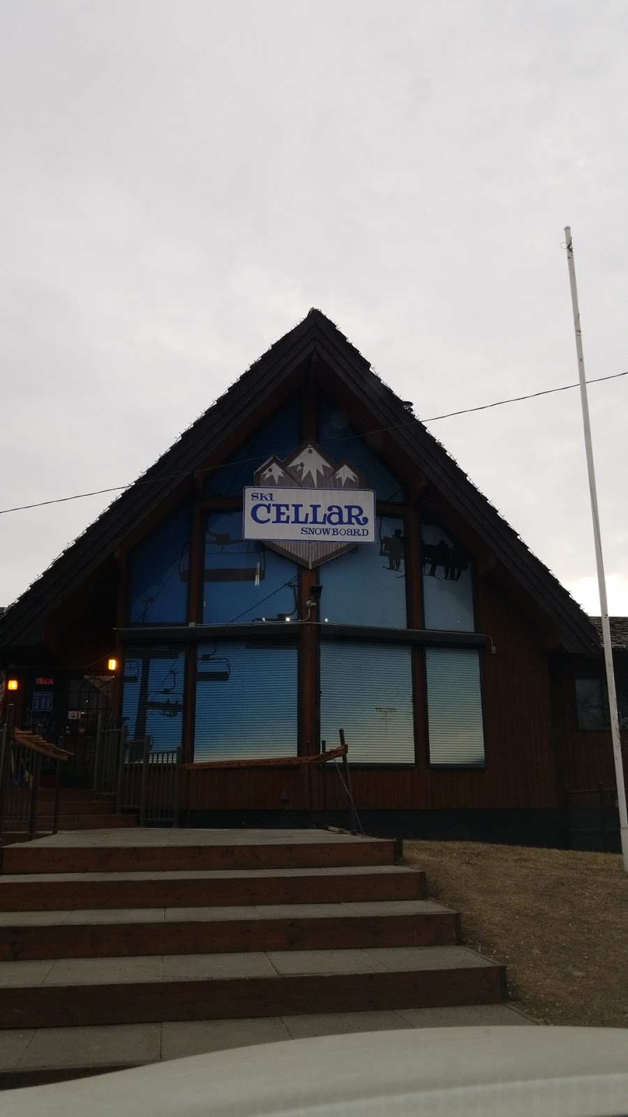 Ski Cellar Snowboard - North | 11 Bowridge Dr NW, Calgary, AB T3B 3R6, Canada | Phone: (403) 247-3320