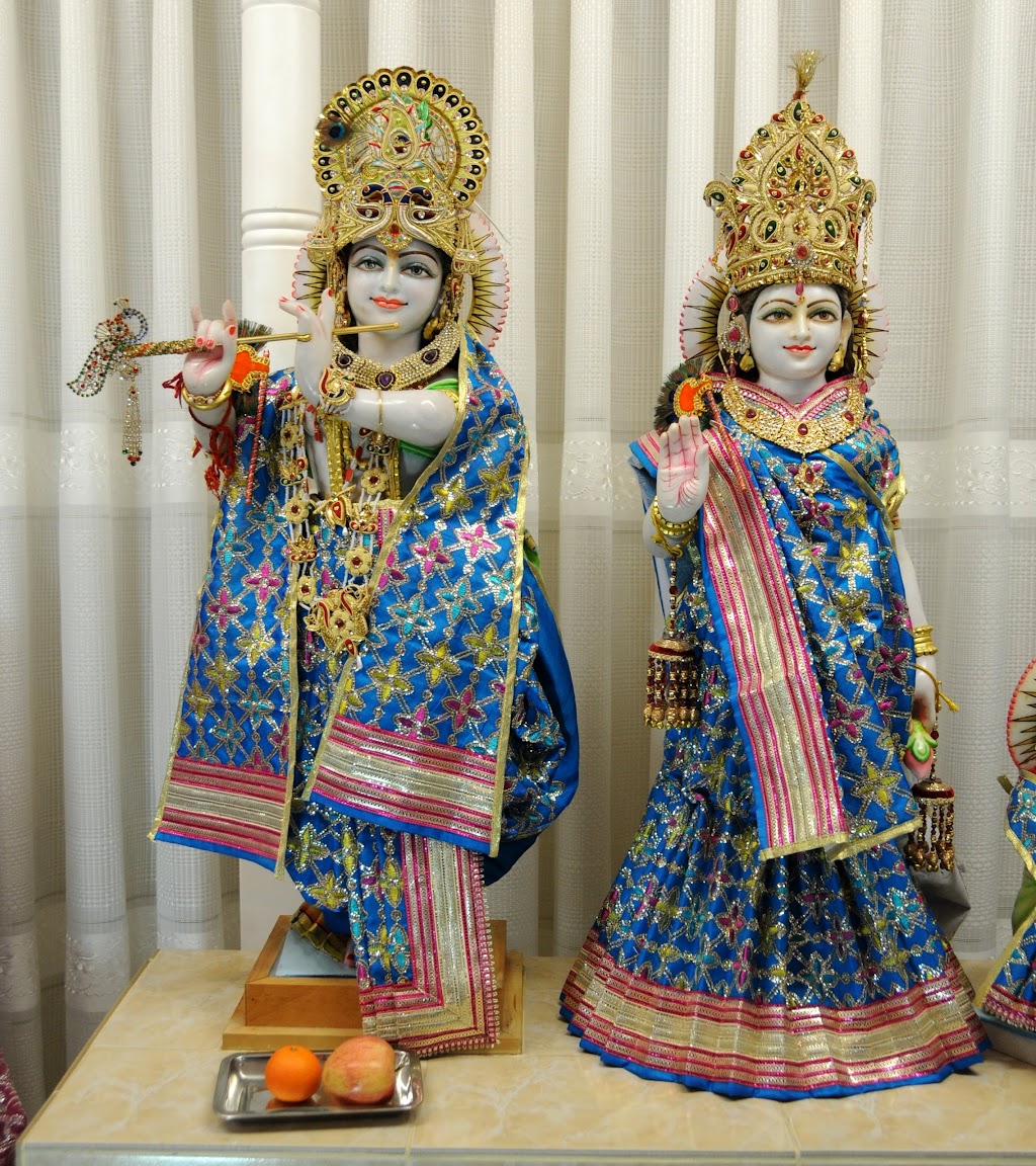Vishva Shakti Durga Mandir Association | 55 Clarey Ave, Ottawa, ON K1S 3S1, Canada | Phone: (613) 321-0675