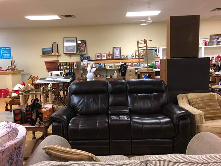 Habitat for Humanity Restore | home goods store | 60 Maple Ave, Sussex, NB E4E 2N5, Canada | 5064340488 OR +1 506-434-0488