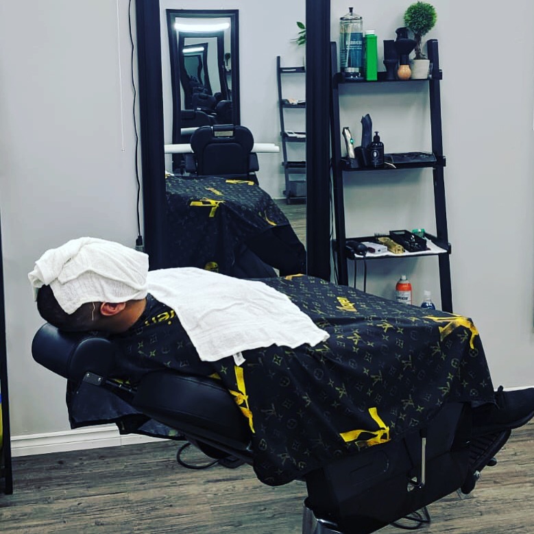 Toronto Hair Trends | 243 Kingston Rd E, Bowmanville, ON L1C 3X1, Canada | Phone: (905) 419-9111