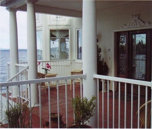 Castle Cove Inn | 10121 Chemainus Rd, Chemainus, BC V0R 1K0, Canada | Phone: (250) 246-2052