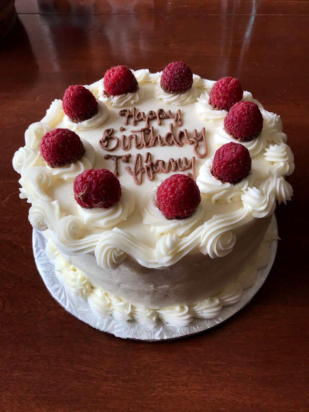 Cakes By Design | 89 Toronto St, Barrie, ON L4N 4S6, Canada | Phone: (705) 739-6886