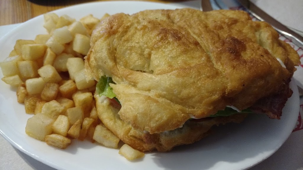 Madrock Cafe & Crafts | 723 Water St, Bay Roberts, NL A0A 1G0, Canada | Phone: (709) 786-4047