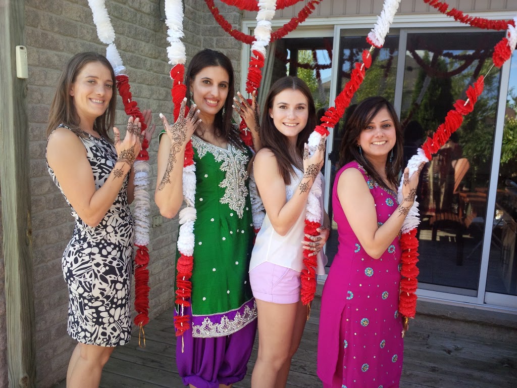 Creative Henna | 215 Sims Estate Dr, Kitchener, ON N2A 4L2, Canada | Phone: (519) 748-1915