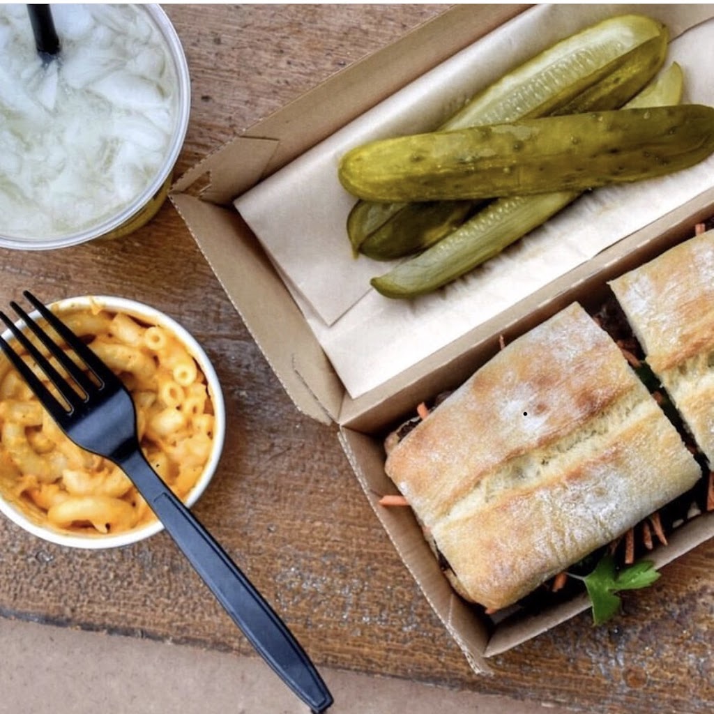 Chachis Gourmet Sandwiches | 5000 Canoe Pass Way FC 3, Tsawwassen, BC V4M 4G9, Canada | Phone: (604) 383-0092