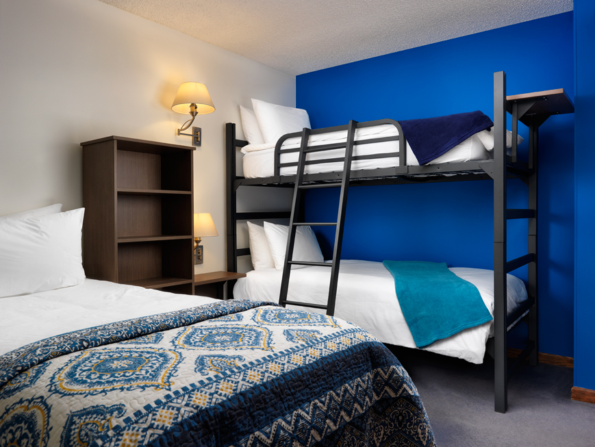 Huntingdon Manor Hotel | 330 Quebec St, Victoria, BC V8V 1W3, Canada | Phone: (250) 381-3456