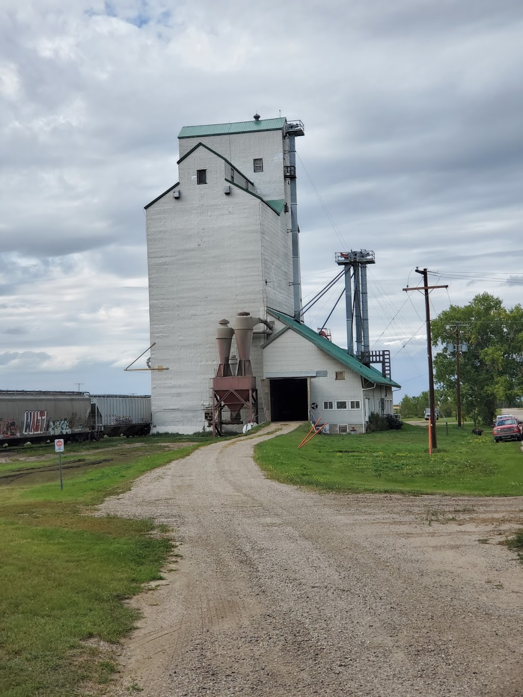 F.W. Cobs Company | 124 Railway Ave, Loreburn, SK S0H 2S0, Canada | Phone: (888) 531-4888