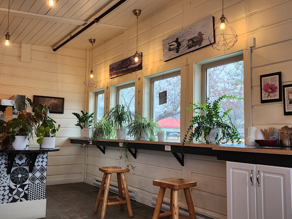 Village Social | 4957 Burns Ave, Canal Flats, BC V0B 1B0, Canada | Phone: (250) 409-4738