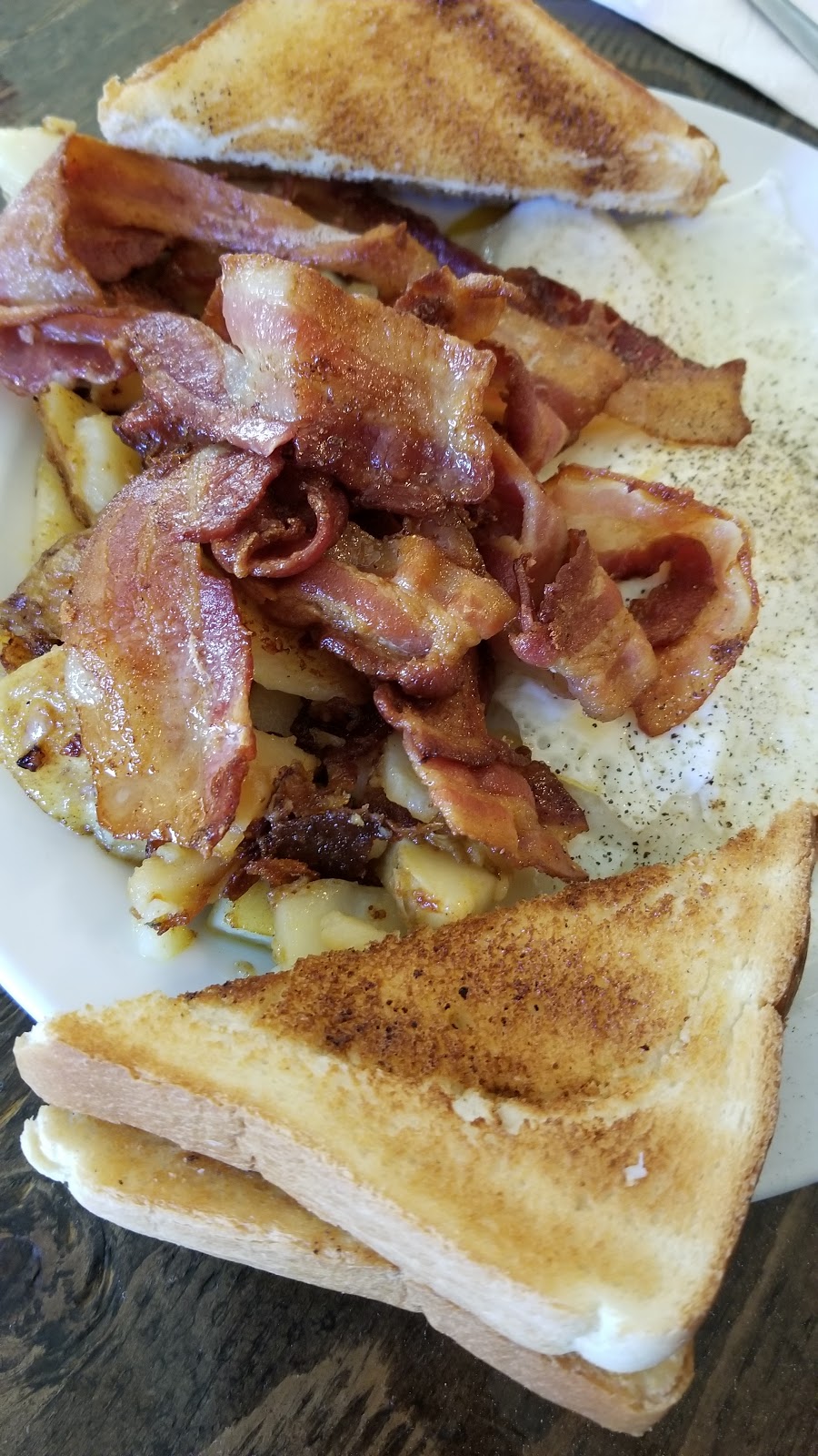 The Breakfast Barn | 154 Main St W, Port Colborne, ON L3K 3V2, Canada | Phone: (905) 834-4507