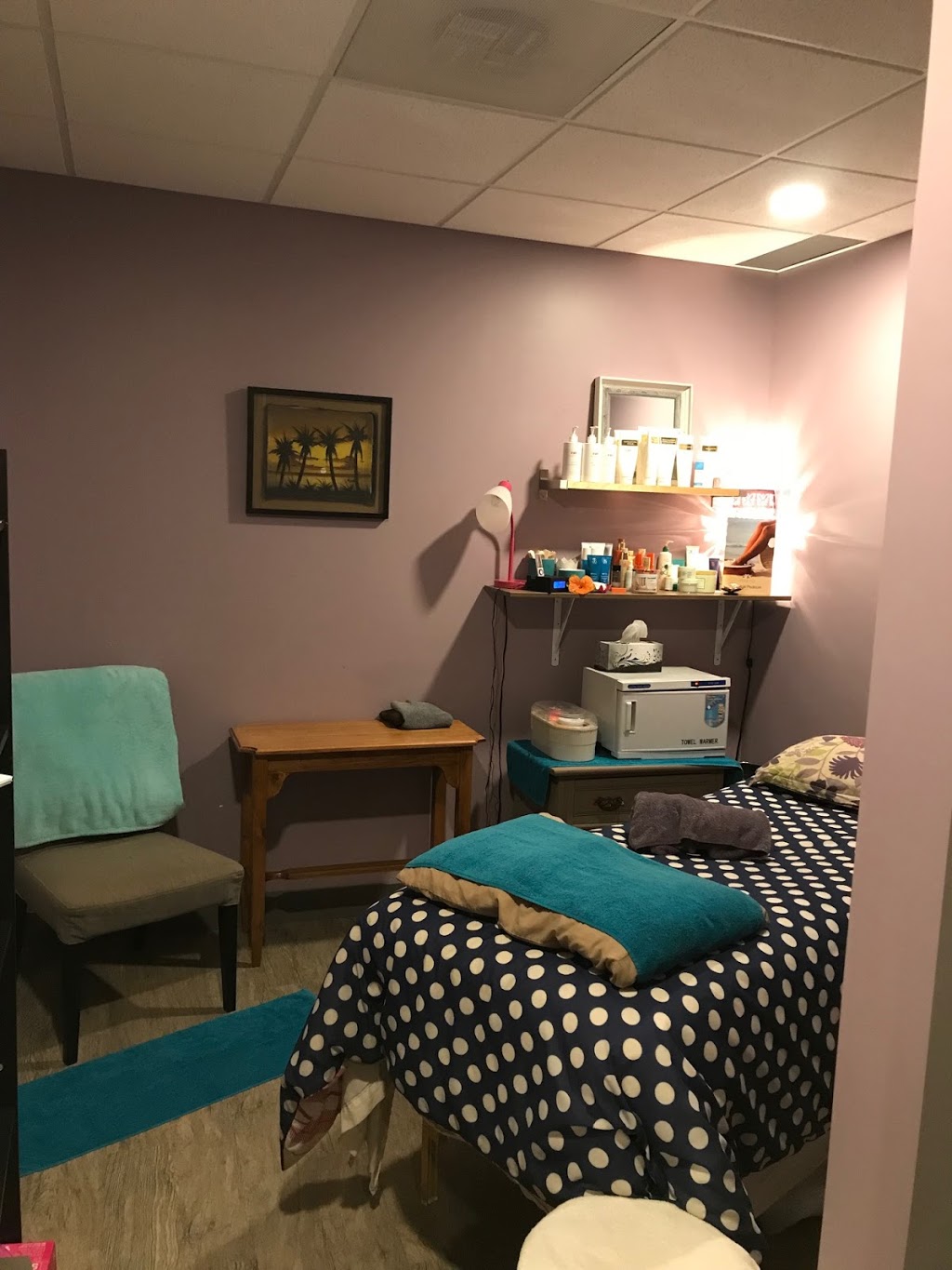 The Beach House | 1865 Rogers Rd b, Perth, ON K7H 0B2, Canada | Phone: (613) 466-0205