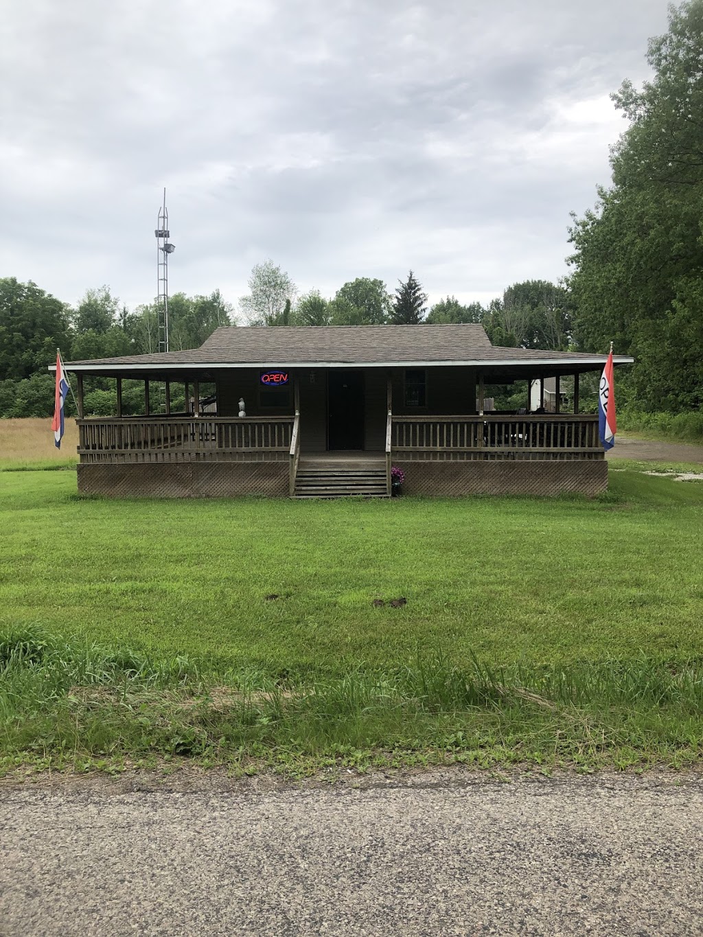 Viola’s Native Craft Store | 14911 River Line, Bothwell, ON N0P 1C0, Canada | Phone: (519) 365-7553