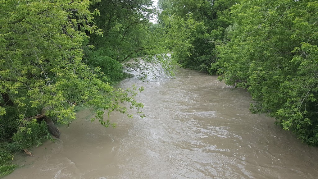 Bowmanville Creek South Parking Lot | 95 Baseline Rd W, Bowmanville, ON L1C 5G3, Canada