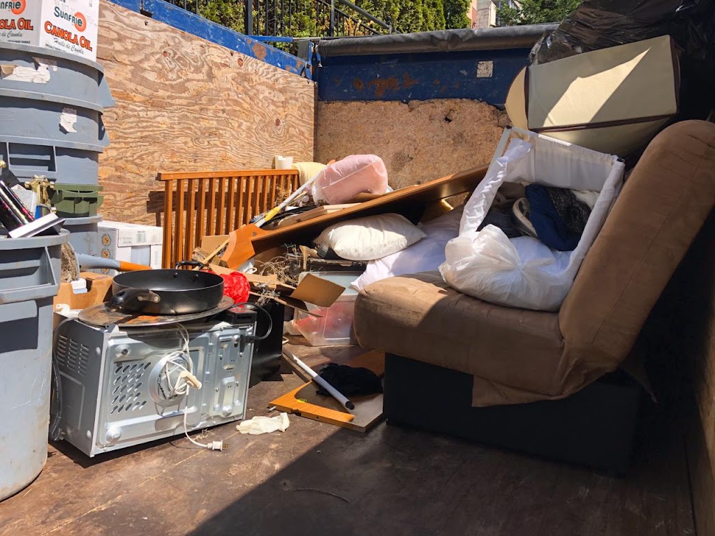 Rid-Of-It Vancouver Junk Removal | 2384 Palmerston Ave, West Vancouver, BC V7V 2W1, Canada | Phone: (604) 332-2166