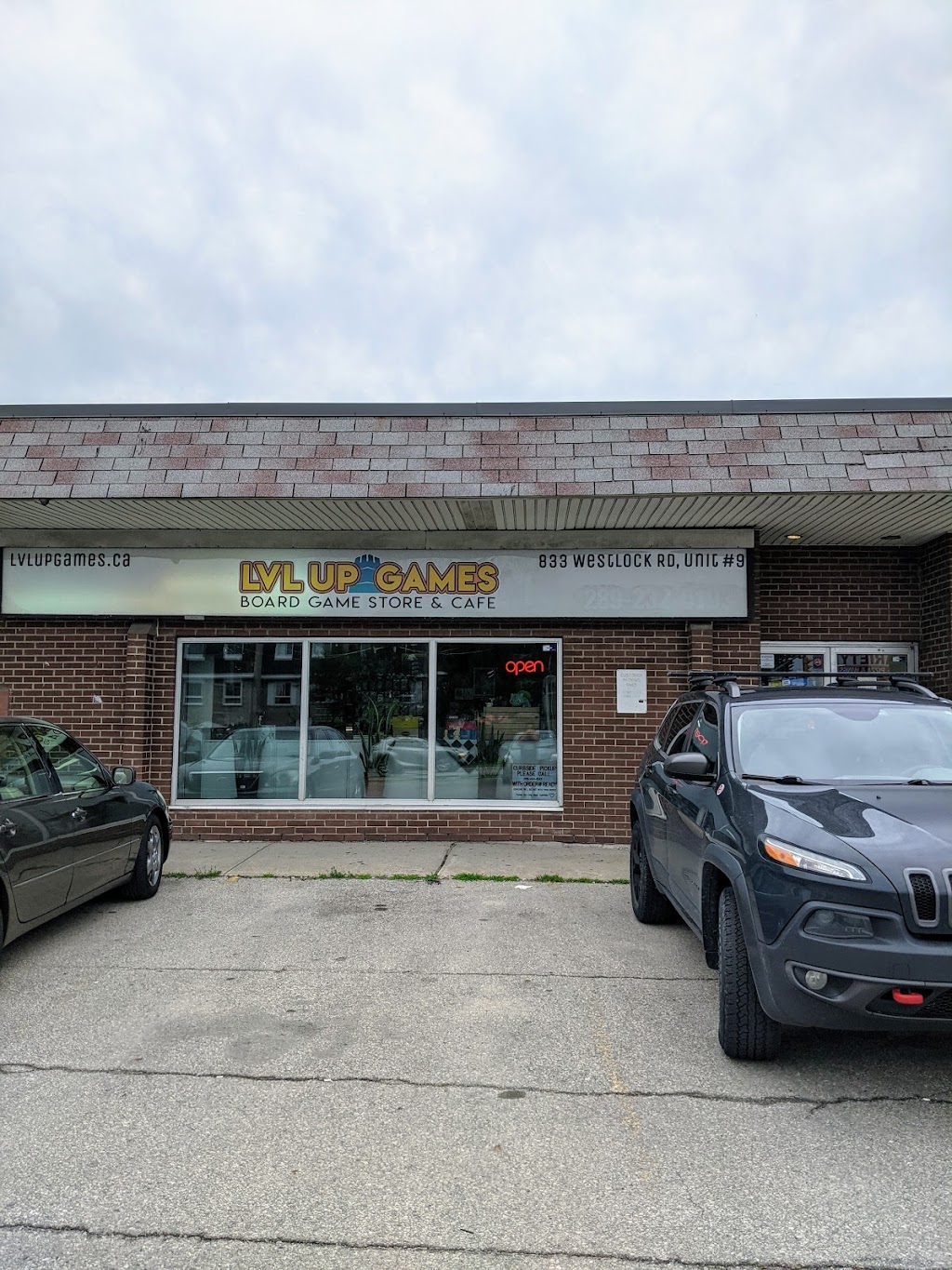 LVLUP GAMES | 833 Westlock Rd Unit #9, Mississauga, ON L5C 1K7, Canada | Phone: (289) 444-0147