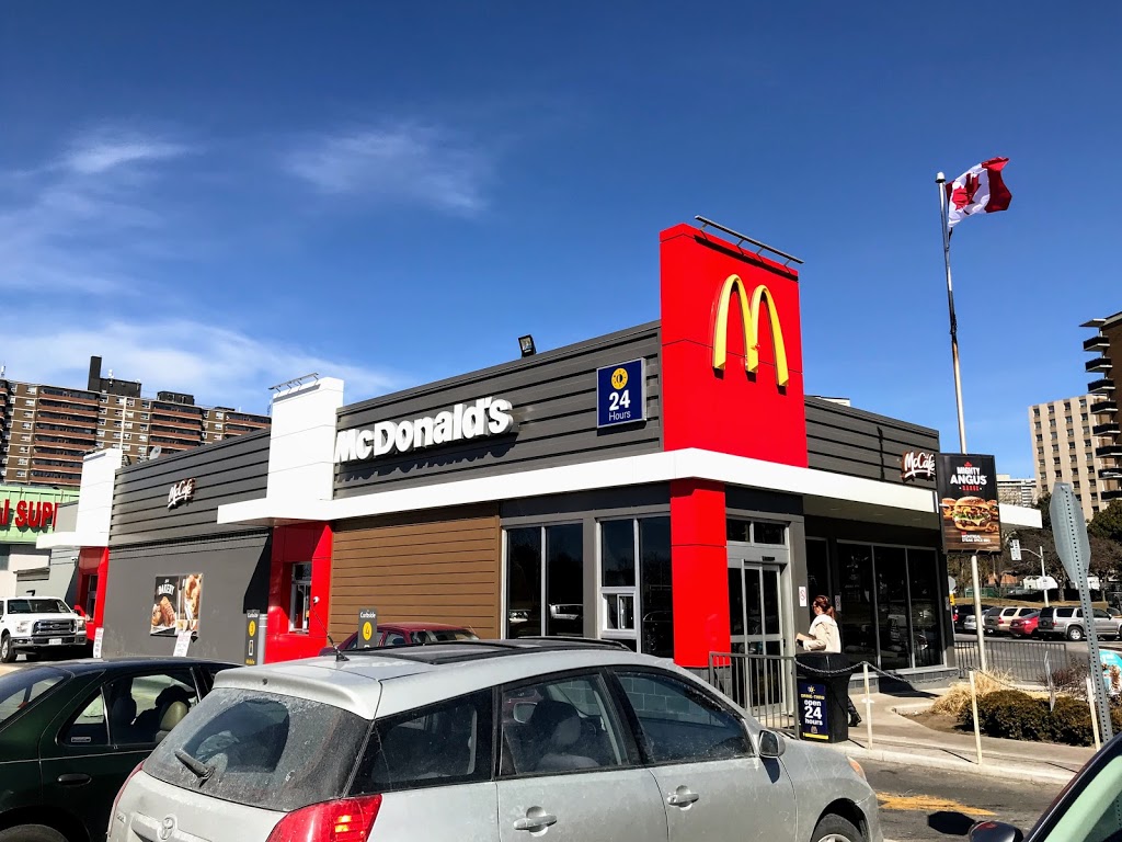 McDonalds | 3030 Don Mills Rd, North York, ON M2J 3C1, Canada | Phone: (416) 494-9335