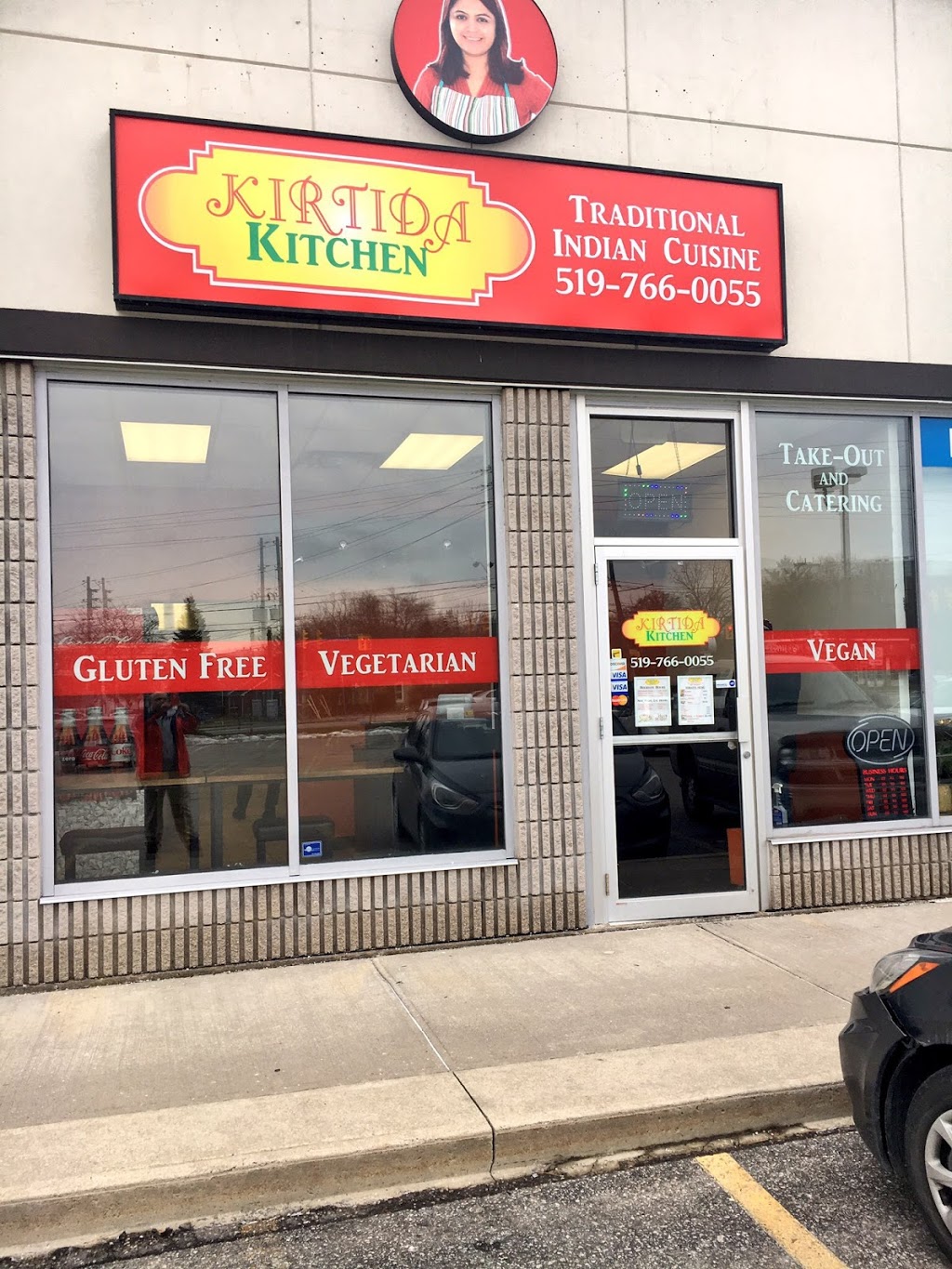 Kirtida Kitchen | 265 Eramosa Rd, Guelph, ON N1E 2M7, Canada | Phone: (519) 766-0055