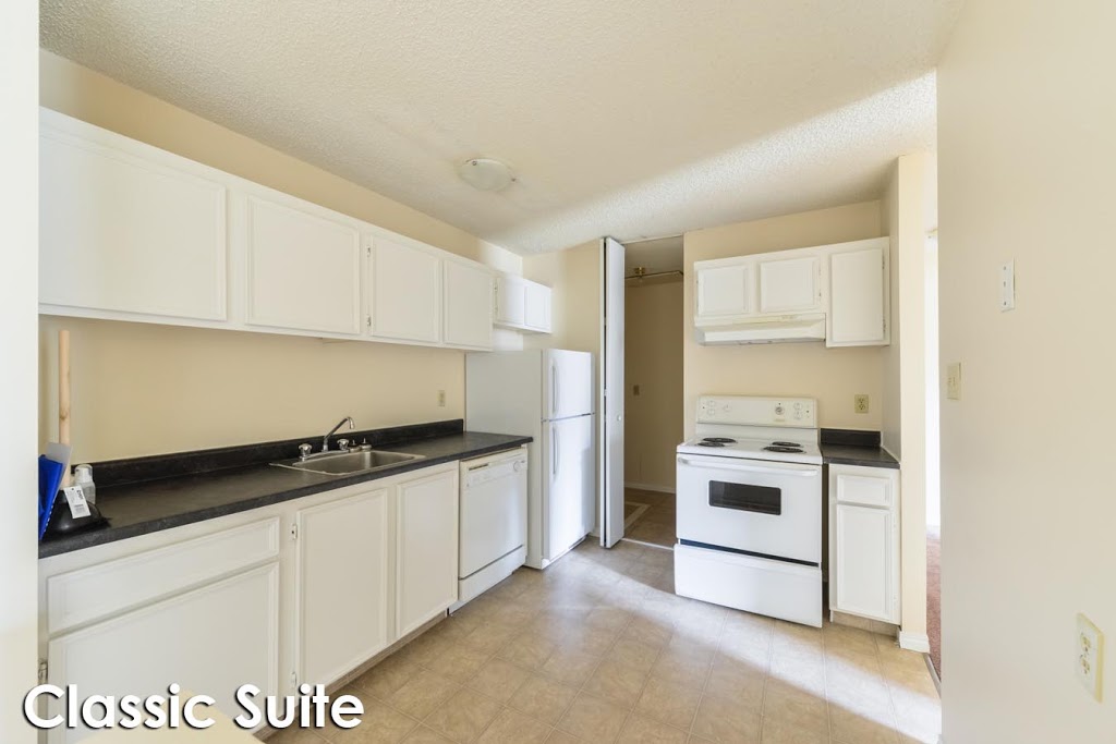 Westridge Manor | 17117 75 Ave NW, Edmonton, AB T5T 2P7, Canada | Phone: (780) 413-9251
