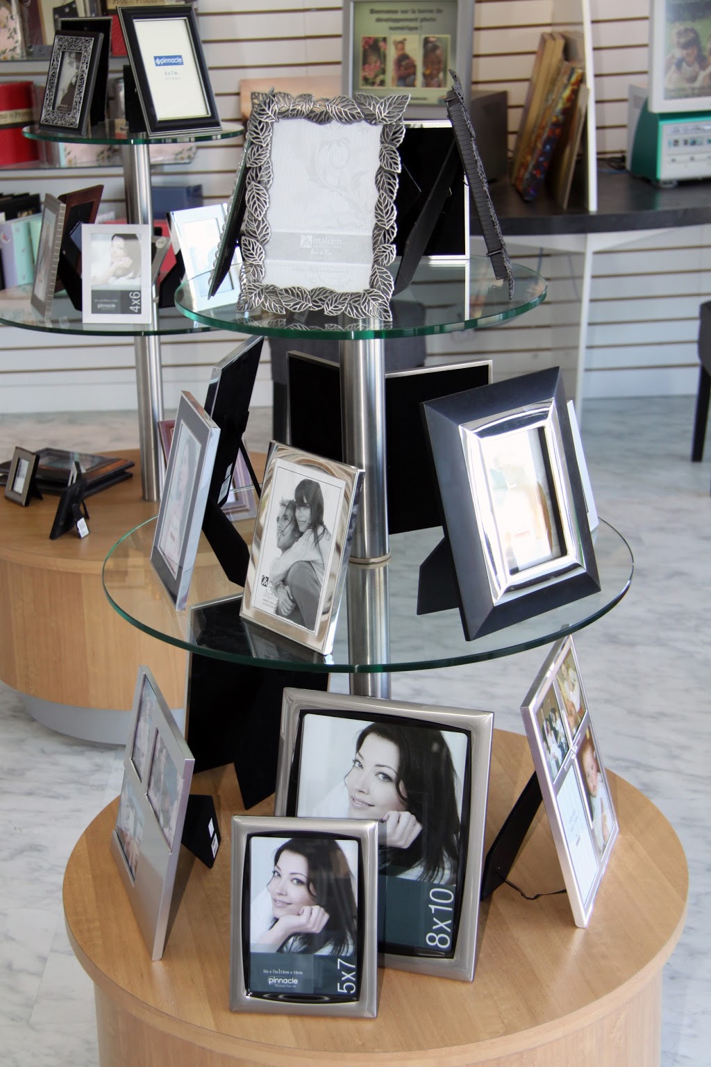 Fotoplus | 10-D Boulevard Georges-Gagné S, Delson, QC J5B 2E1, Canada | Phone: (450) 638-4288