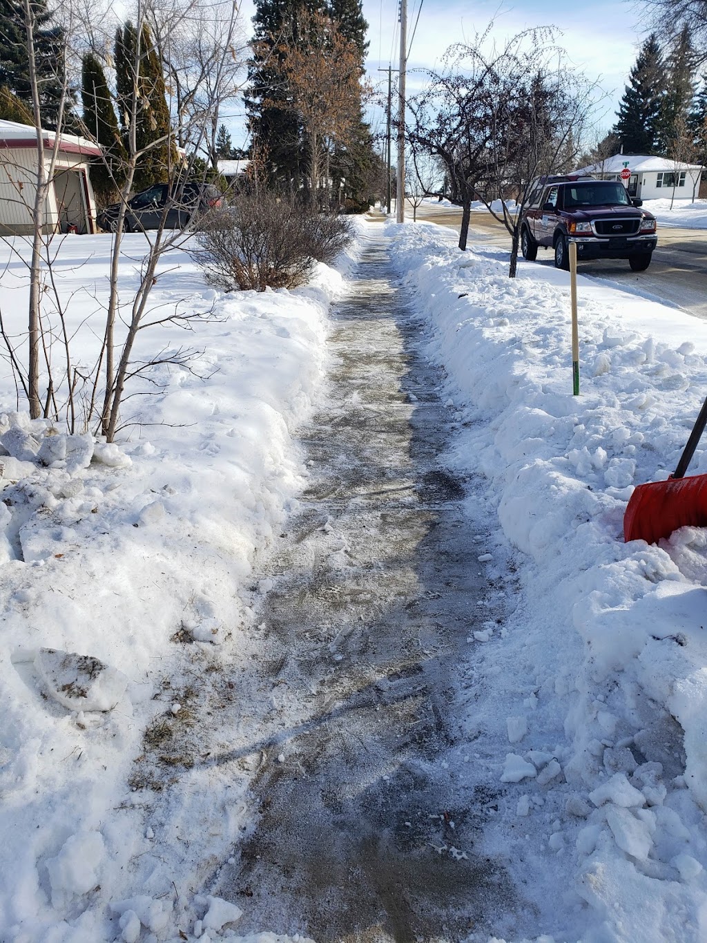 Legendary Yard Care Services | #9 Main St Unit 193, Hay Lakes, AB T0B 1W0, Canada | Phone: (780) 678-5532