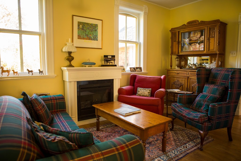 Foxingham Farm Bed & Breakfast | 648157 17 Sideroad, Mulmur, ON L9V 0V3, Canada | Phone: (705) 434-1367
