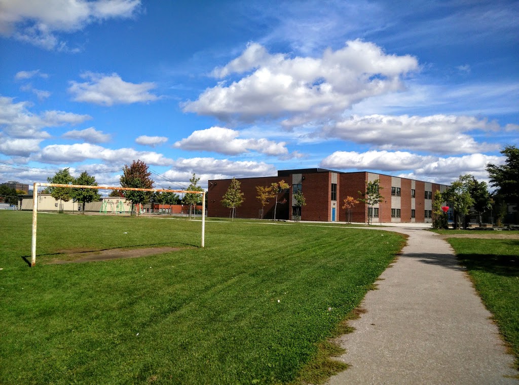 Silver Springs Public School - 222 Silver Springs Blvd, Scarborough, ON ...