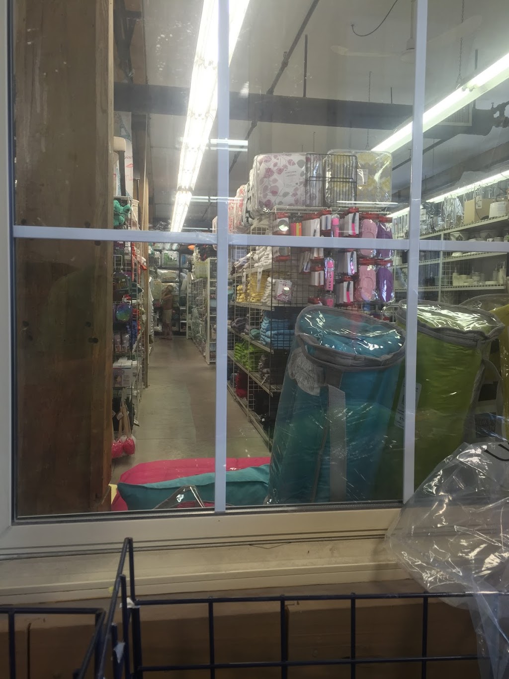 Oxford Mills Factory Outlet | 425 Hespeler Rd Unit 1C, Cambridge, ON N1R 6J2, Canada | Phone: (519) 622-5542
