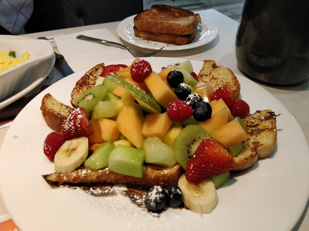 Eggsquis | 1270 A. Duplessis, Québec, QC G2G 2B5, Canada | Phone: (418) 877-5554