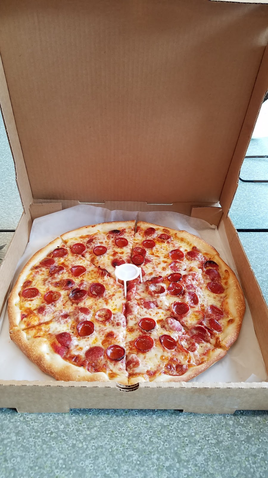 Sisters and Sons Pizzeria and Deli | 435 Creekside Dr, Buffalo, NY 14228, USA | Phone: (716) 389-0724
