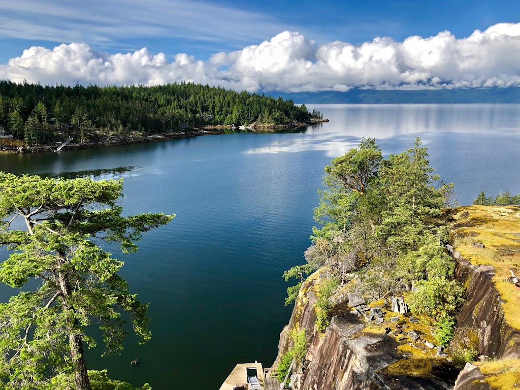 The Quarrybbean Island Vacation | 3060 Nelson Island Shoreline, Madeira Park, BC V0N 2H0, Canada | Phone: (604) 790-0102