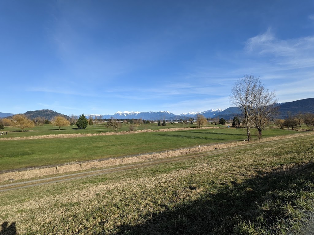 Royalwood Golf Course | 41050 Royalwood Dr, Chilliwack, BC V2R 4J1, Canada | Phone: (604) 823-4653