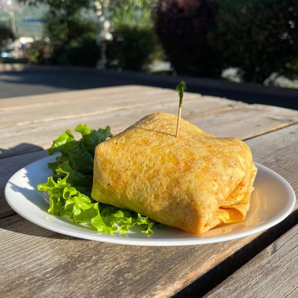 Naked Lunch Express | 1113 Industrial Way, Squamish, BC V8B 0H1, Canada | Phone: (604) 815-0731