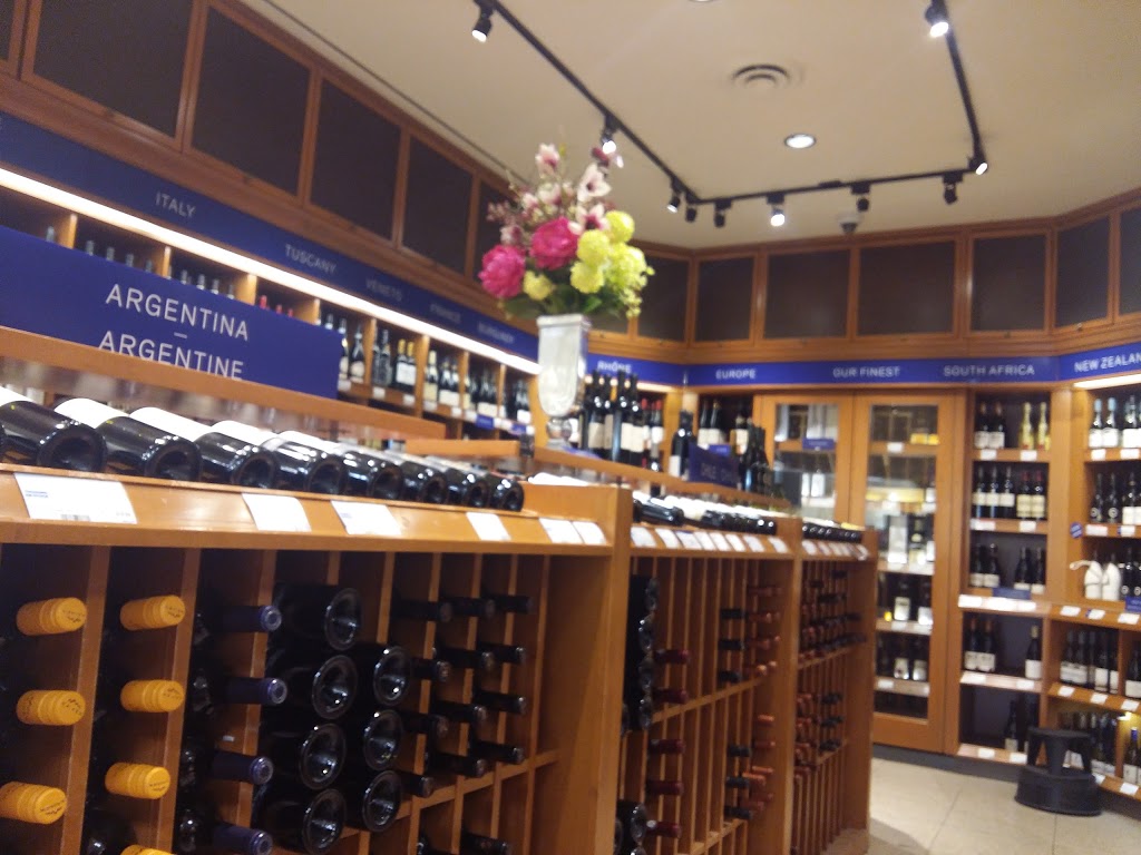 LCBO | 1363 Woodroffe Ave Unit A, Nepean, ON K2G 1V7, Canada | Phone: (613) 224-4611