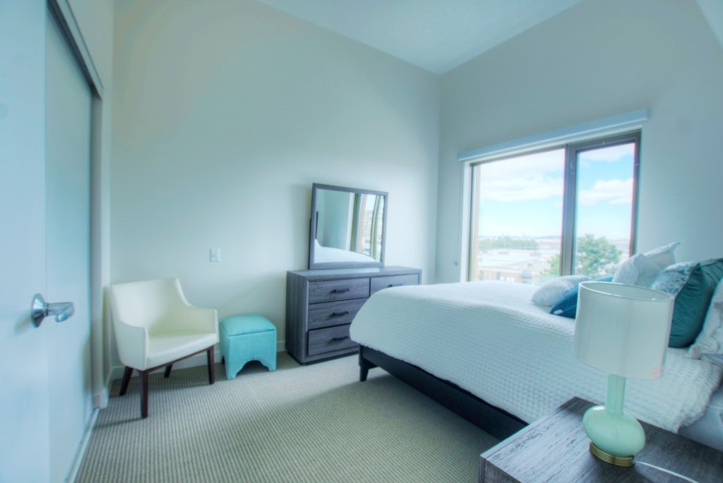 Presentation Manor Senior Living | 61 Fairfax Crescent, Scarborough, ON M1L 1Z7, Canada | Phone: (647) 350-3755