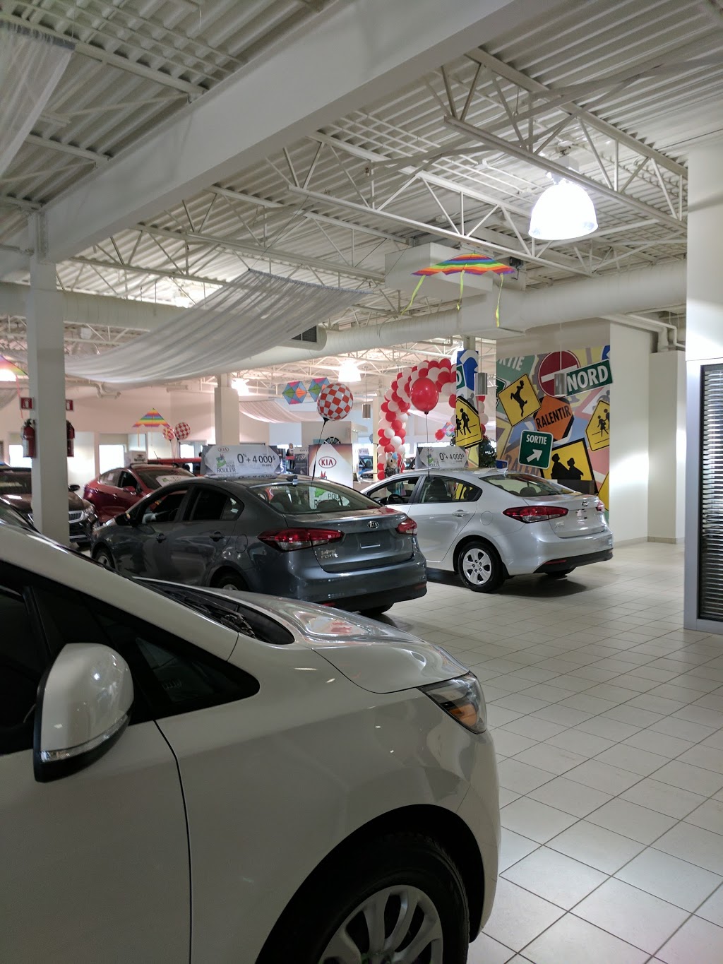 Longueuil Kia | 80 Boulevard Roland-Therrien, Longueuil, QC J4H 3V8, Canada | Phone: (450) 928-3000