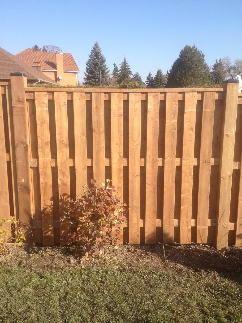 Alliston Fence | 295 Victoria St E, Alliston, ON L9R 1K4, Canada | Phone: (416) 993-0711