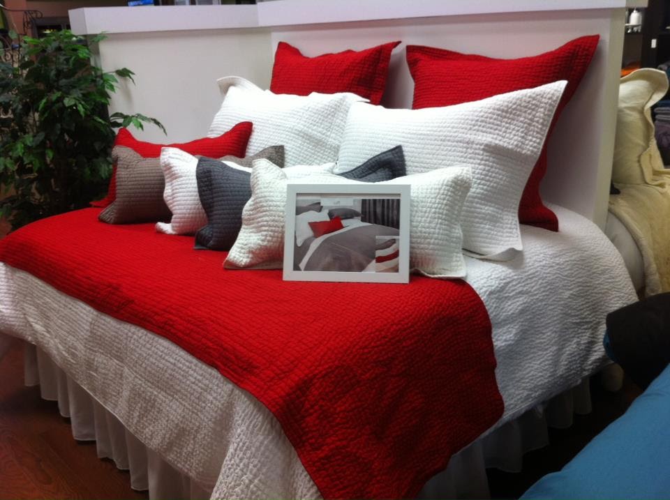 Zoom Tendances | 825 Rue Saint-Laurent Ouest, Longueuil, QC J4K 2V1, Canada | Phone: (450) 332-5199