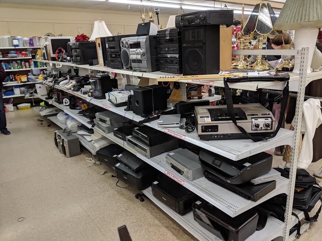 Value Village | 552 Clarke Rd Unit 301, Coquitlam, BC V3J 3X5, Canada | Phone: (604) 937-7087