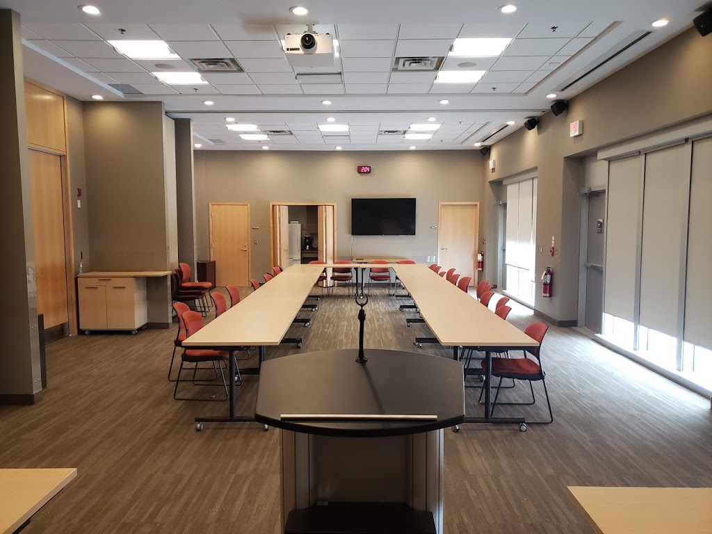 Innisfil Town Hall | 2101 Innisfil Beach Rd, Innisfil, ON L9S 1A1, Canada | Phone: (705) 436-3710