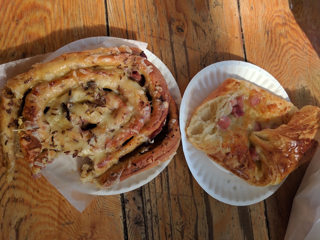 Holly Bs Bakery | 211 Lopez Rd, Lopez Island, WA 98261, USA | Phone: (360) 622-8133