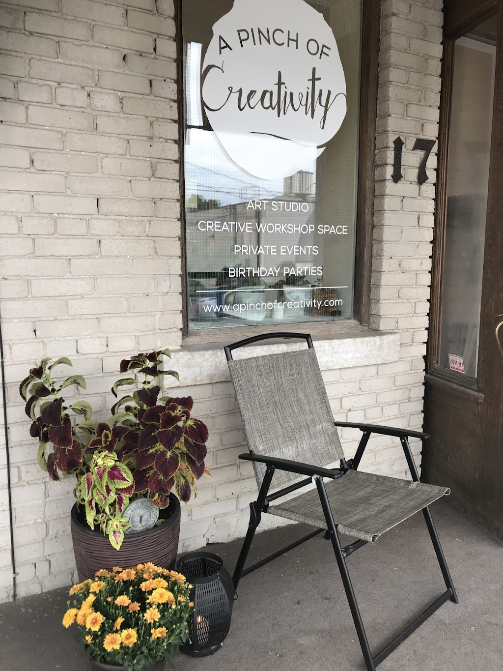 A Pinch of Creativity | 11097 241A St, Maple Ridge, BC V2W 0J6, Canada | Phone: (204) 227-8033