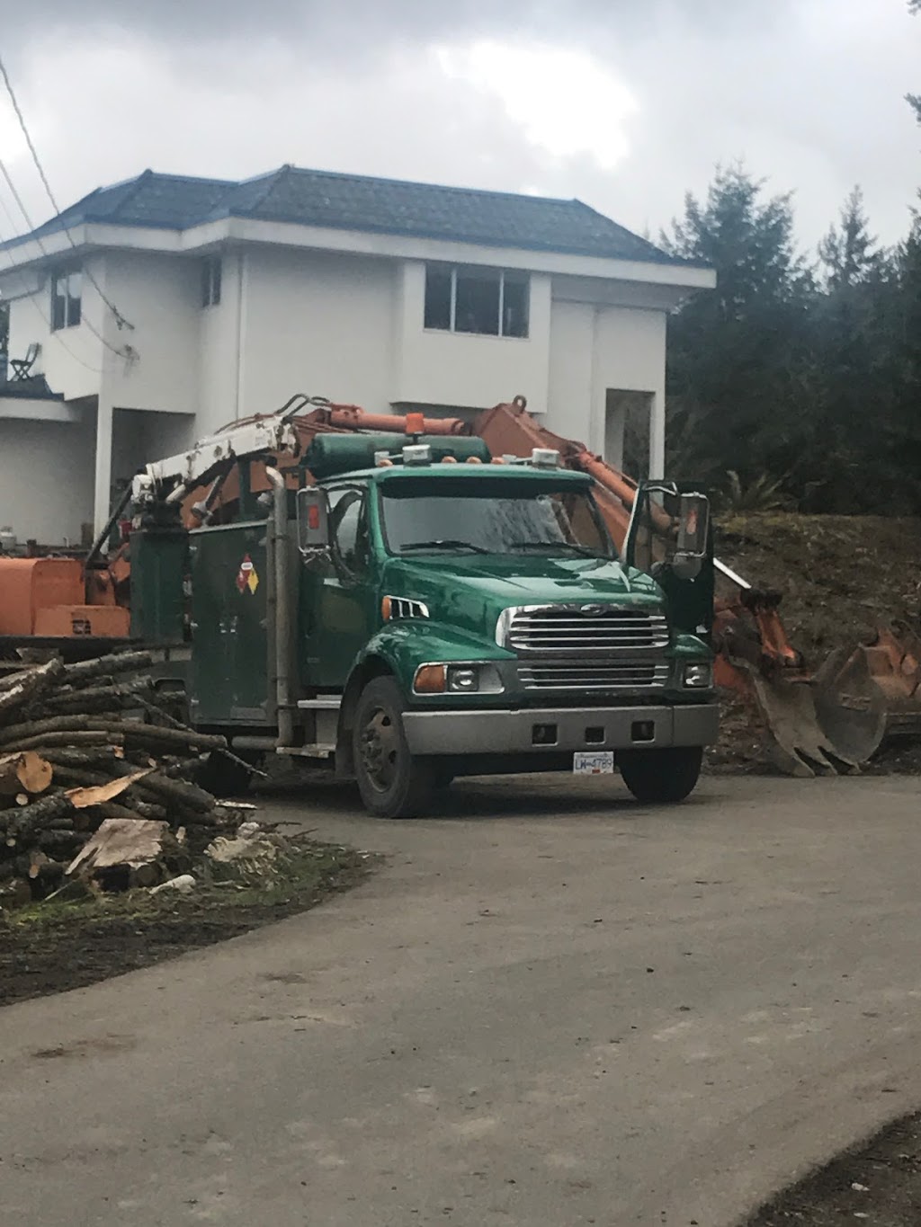 Peninsula Heavy Duty Ltd | 9208 W Saanich Rd, North Saanich, BC V8L 5T4, Canada | Phone: (250) 516-7679