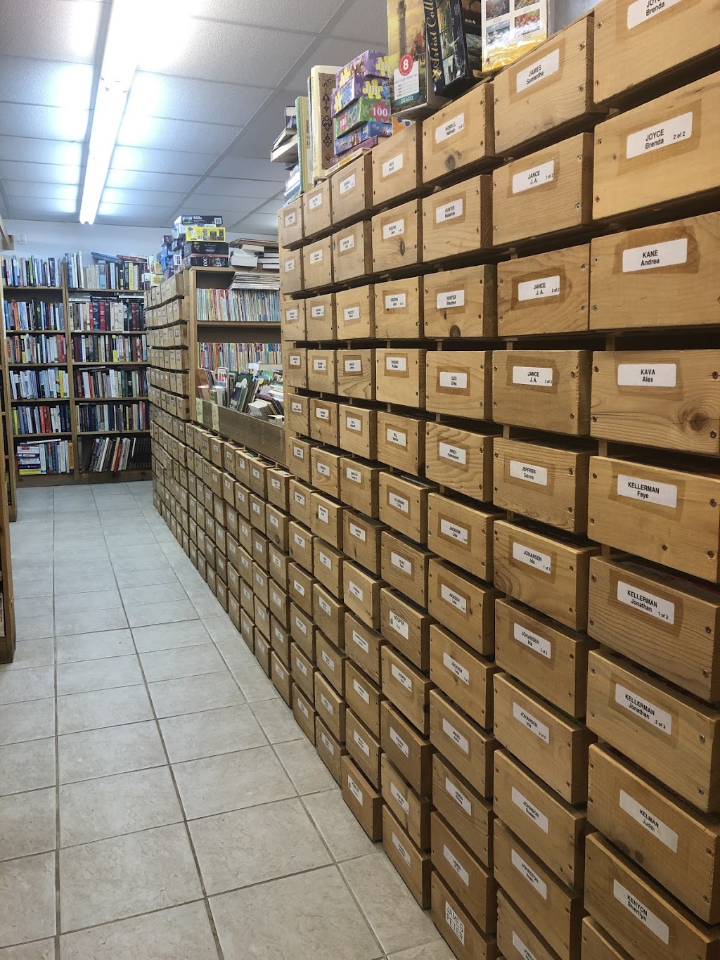 Books Galore | 7296 Hwy, Coldbrook, NS B4R 1B7, Canada | Phone: (902) 679-9816