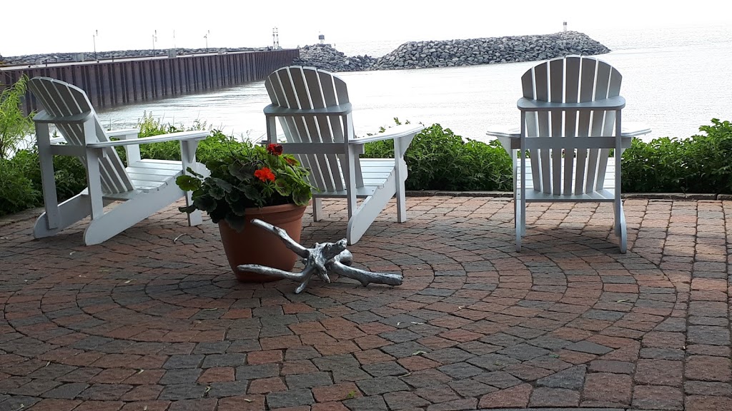 Gite sur la grève ,B&B Auberge St-Jean-Port-Joli | 3 Rue des Pionniers E, Saint-Jean-Port-Joli, QC G0R 3G0, Canada | Phone: (418) 580-3228