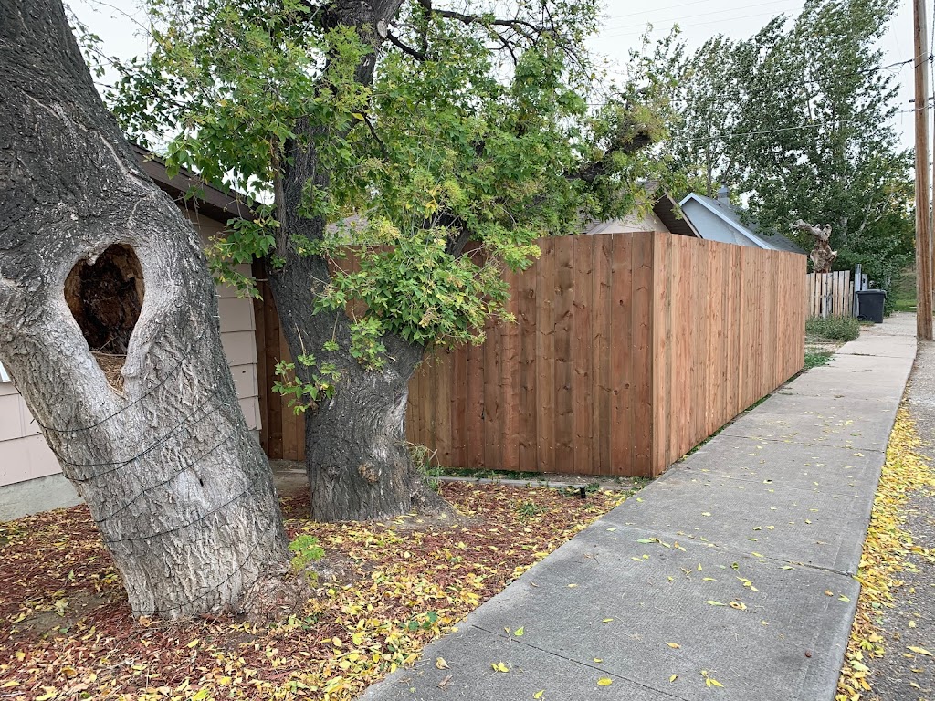 Dont Take A Fence | 270 Miners Chase W, Lethbridge, AB T1J 5S8, Canada | Phone: (403) 393-9711