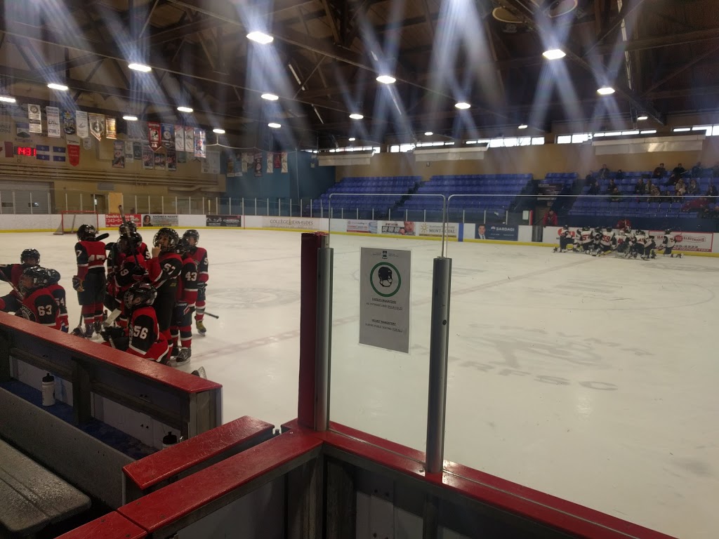 Mount Royal Arena | 1050 Chemin de Dunkirk, Mont-Royal, QC H3R 3J8, Canada | Phone: (514) 734-2925